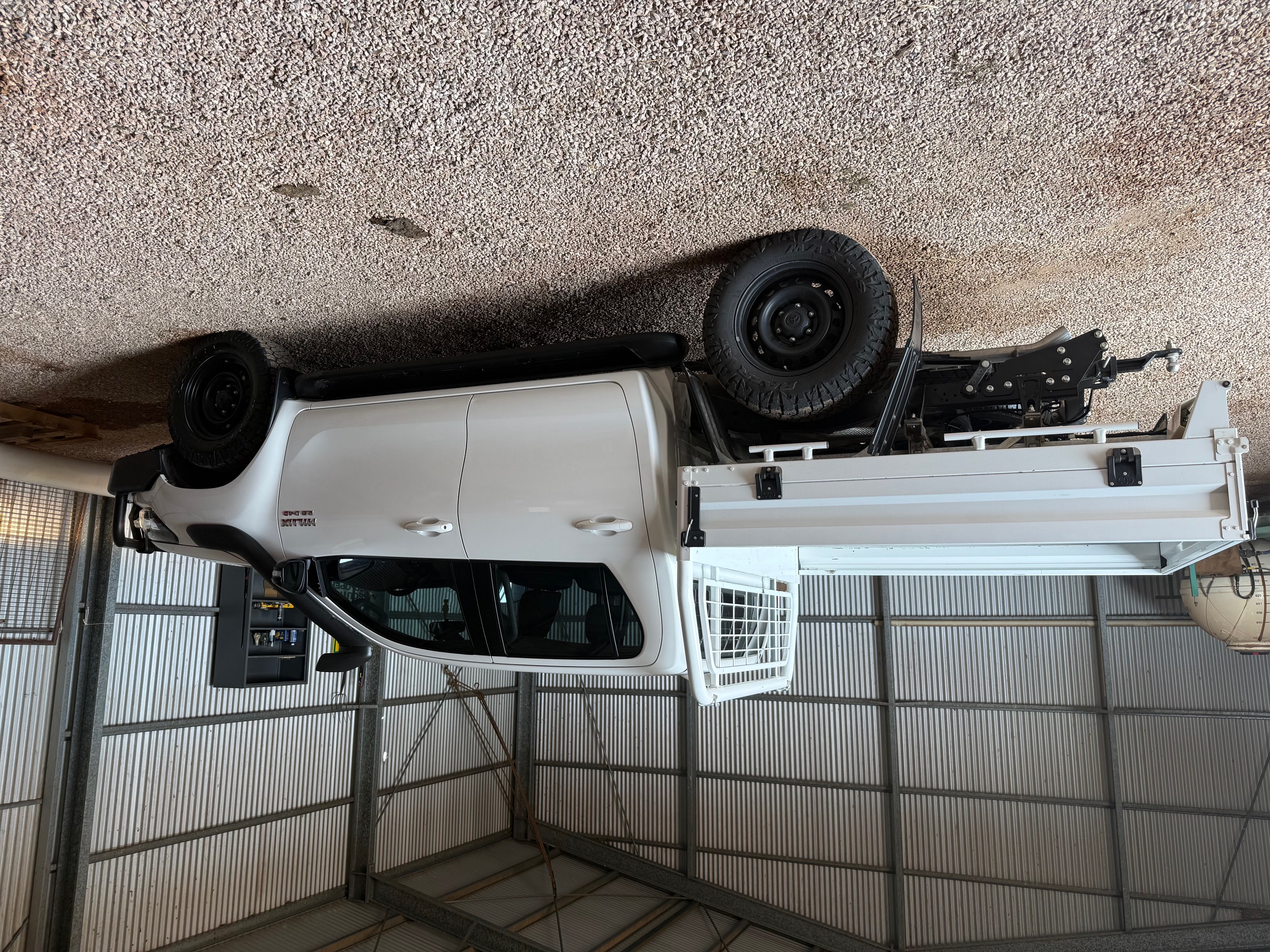 HILUX 4